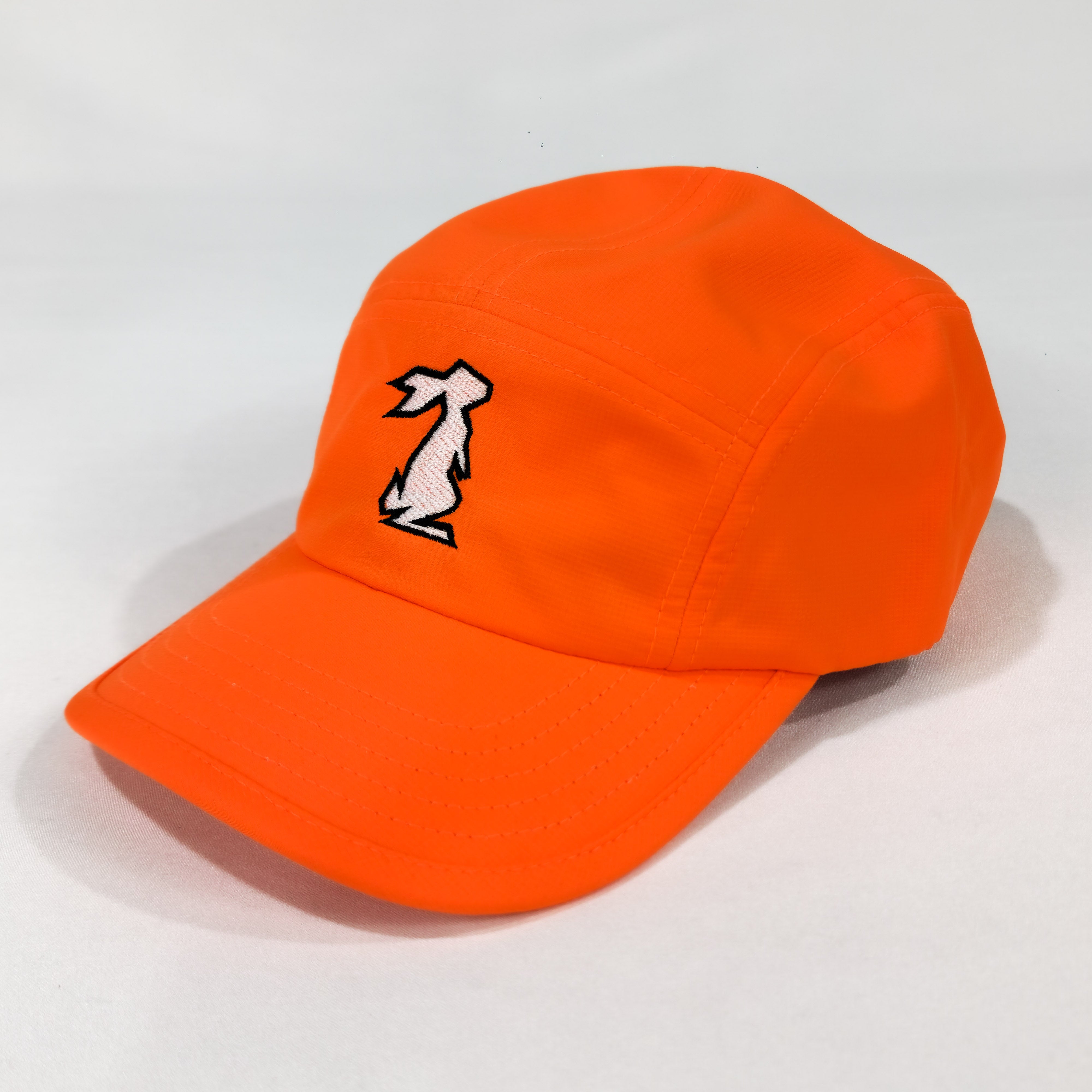 HIGH TAIL DESIGNS Logo Camp Hat 白 HIGH TAIL DESIGNS Logo Camp Hat 白 アウトドア