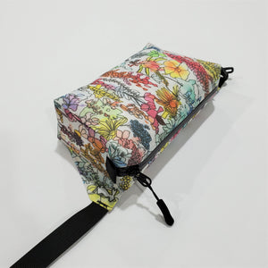 Fanny Pack "Wildflowers" - by Hannah Beimborn
